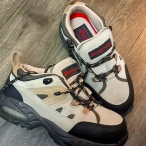 New Steel toe Snap On sneakers